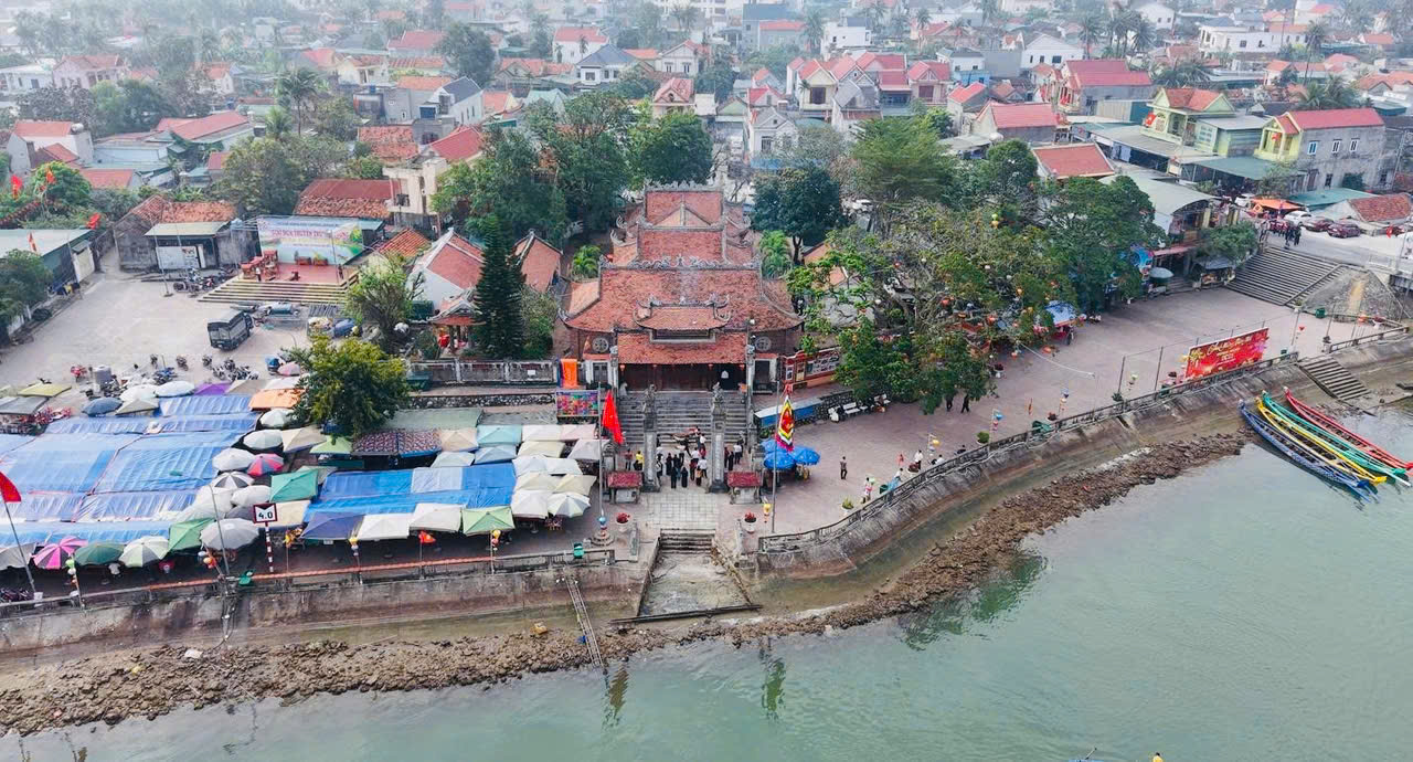 Đền Cờn – Trung tâm tín ngưỡng linh thiêng bậc nhất xứ Nghệ