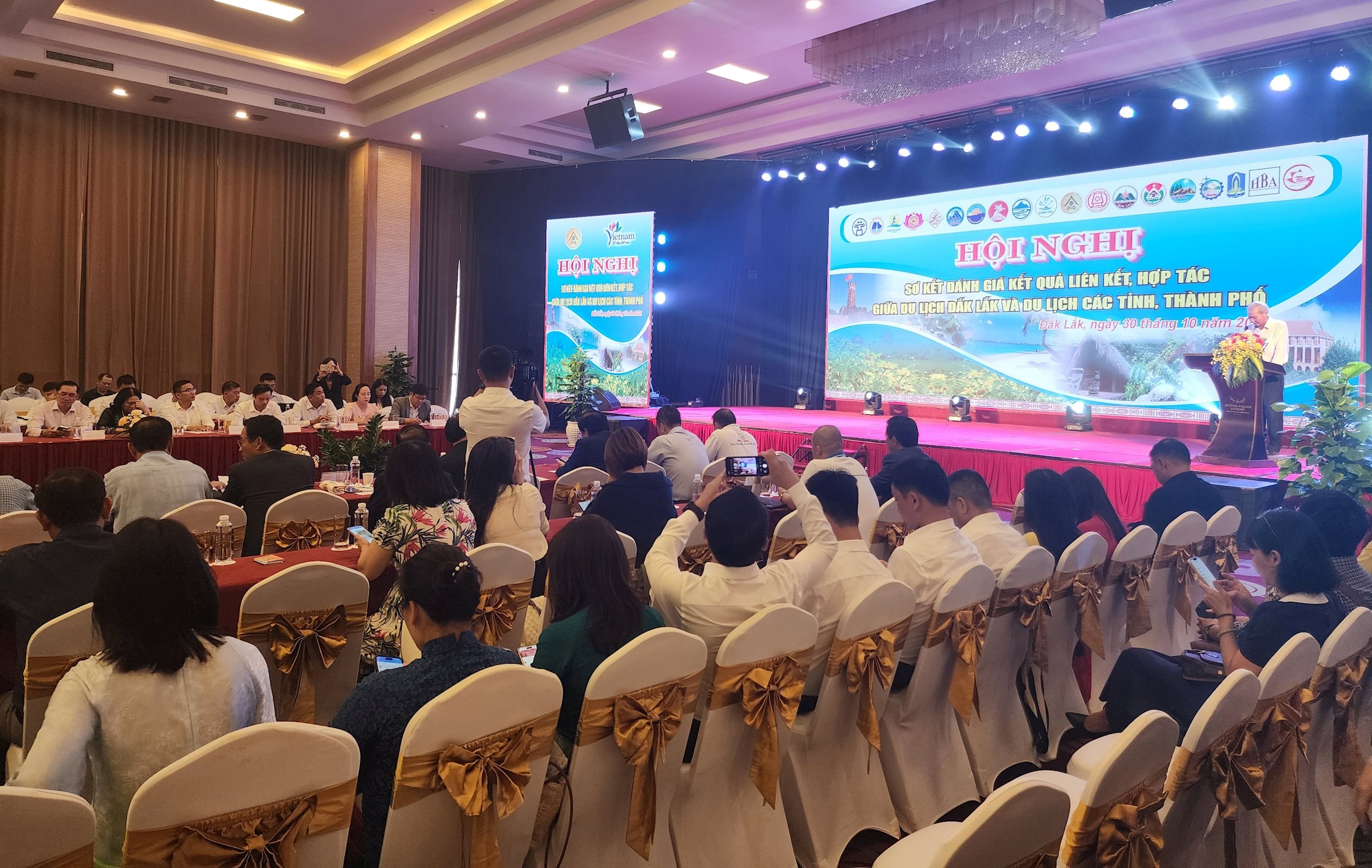 Nghệ An tham gia Hội nghị liên kết, hợp tác phát triển du lịch tại Đắk Lắk