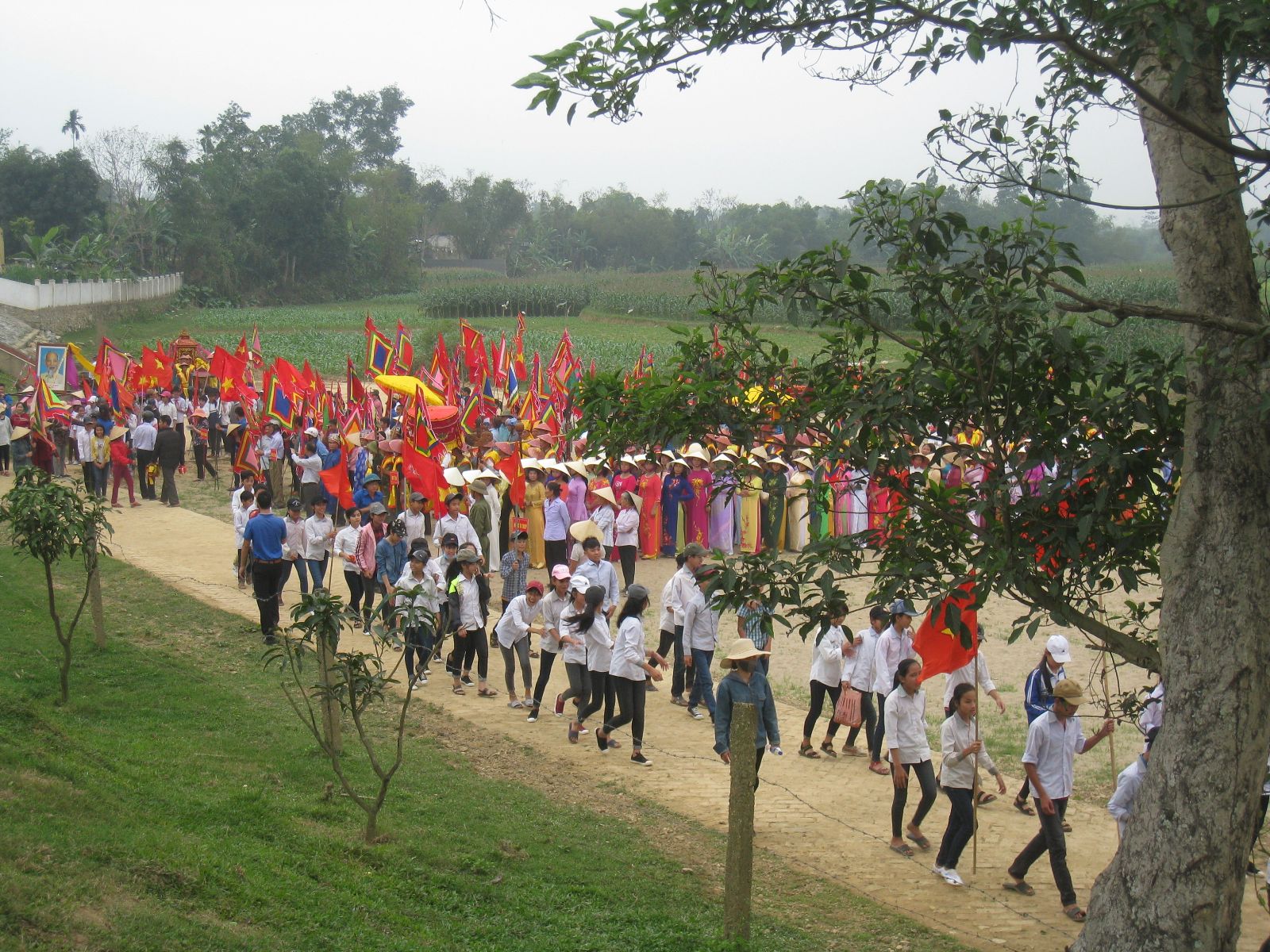 Khai hội đền Bạch Mã năm 2017