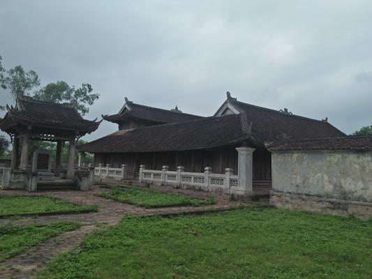 VÀI NÉT VỀ ĐÌNH LÀNG Ở NGHỆ AN