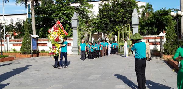 Hành trình "Sáng mãi niềm tin" do đ/c Dương Thế Trung - Phó trưởng ban Tuyên giáo Thành uỷ Tp.HCM dẫn đầu đã về Nhà lưu niệm đồng chí Nguyễn Thị Minh Khai vào sáng ngày 25/6/2019 .