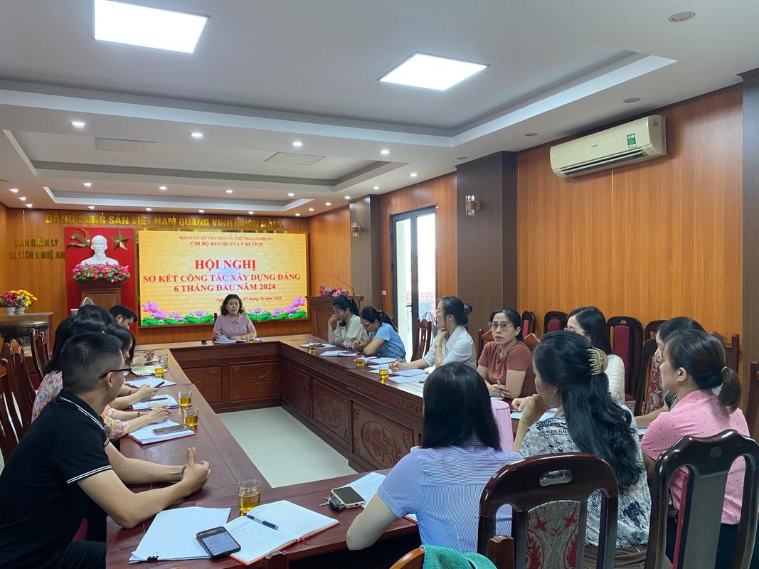 HỘI NGHỊ SƠ KẾT CÔNG TÁC XÂY DỰNG ĐẢNG 6 THÁNG ĐẦU NĂM 2024 CỦA CHI BỘ BAN QUẢN LÝ DI TÍCH NGHỆ AN  VÀ LỄ KẾT NẠP ĐẢNG VIÊN MỚI