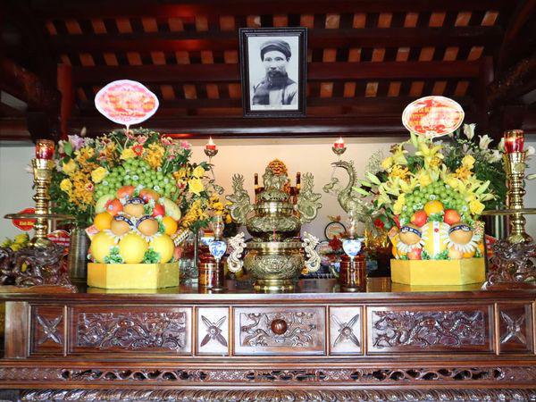 TRANG TRỌNG LỄ GIỖ LẦN THỨ 84 CỦA NHÀ CHÍ SĨ YÊU NƯỚC PHAN BỘI CHÂU (29/9 Canh Thìn - 29/9 Giáp Thìn)