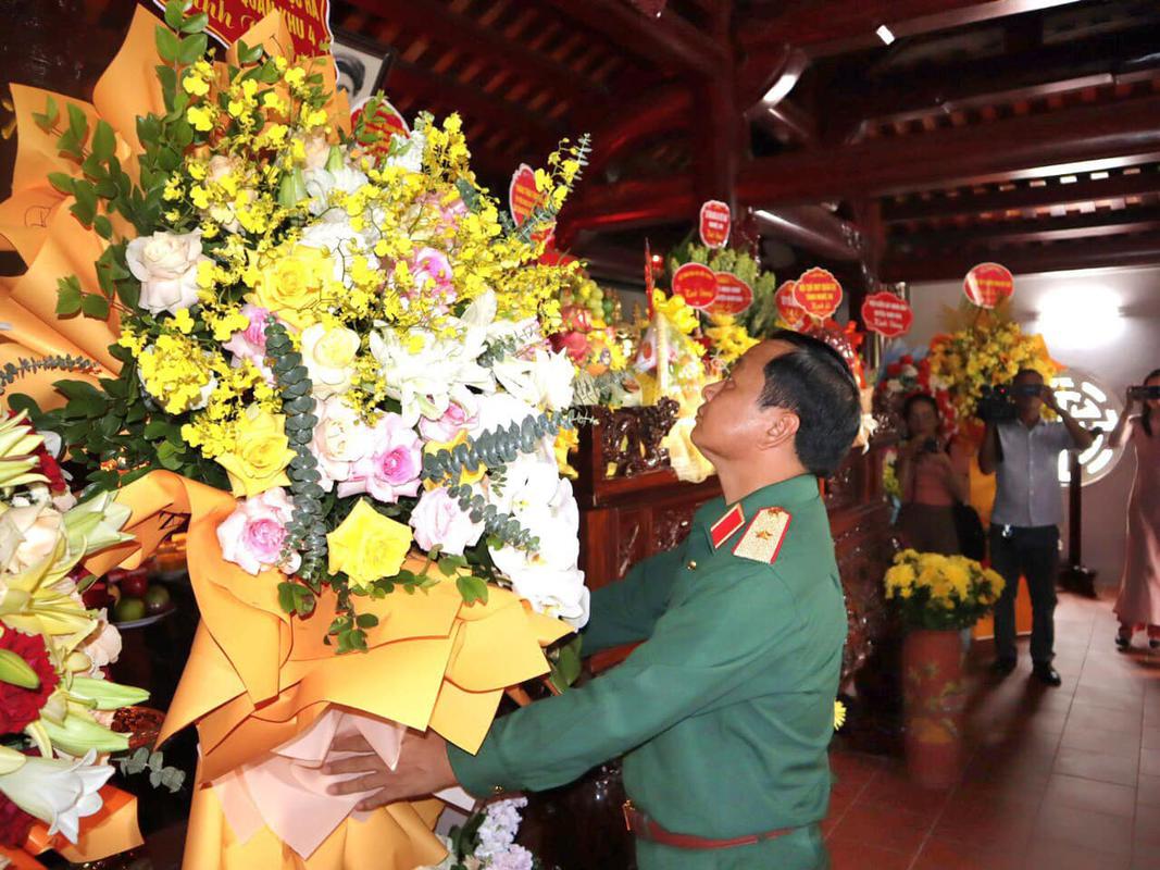 Trang trọng lễ giỗ lần thứ 83 của Chí sỹ yêu nước Phan Bội Châu