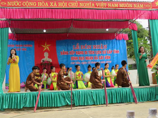 Lễ đón nhận bằng xếp hạng di tích lịch sử cấp tỉnh đình Đạo Ngạn, xã Cát Văn, huyện Thanh Chương, tỉnh Nghệ An