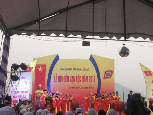 Lễ hội đền Vạn Lộc nét đẹp văn hóa miền biển Nghệ An