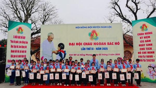 HỘI ĐỒNG ĐỘI HUYỆN NGHI LỘC – HÀNH TRÌNH VỀ ĐỊA CHỈ ĐỎ, TUYÊN DƯƠNG CHÁU NGOAN BÁC HỒ NĂM 2025.