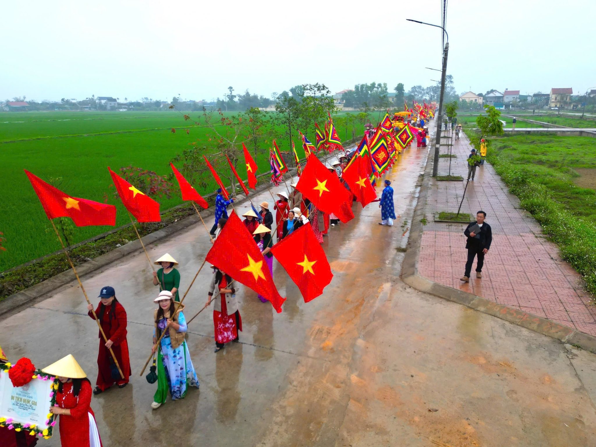 Đo&agrave;n rước của c&aacute;c d&ograve;ng họ