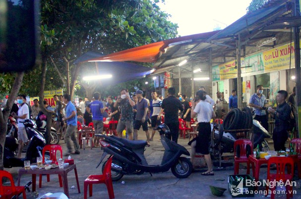 TP. Vinh tạm dừng dịch vụ kinh doanh ăn uống tại chỗ từ 14 giờ chiều 14/7