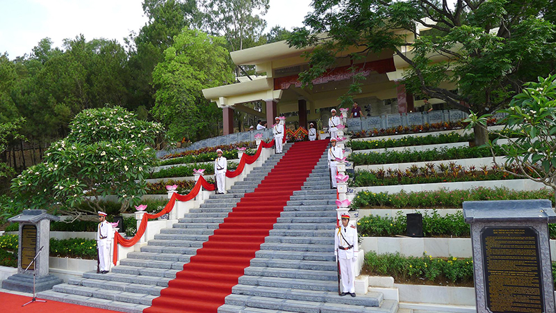 Chương trình du lịch về nguồn các tỉnh miền Trung