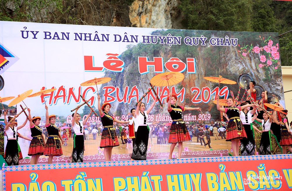 Khai hội Hang Bua năm 2019 đậm bản sắc miền Tây xứ Nghệ