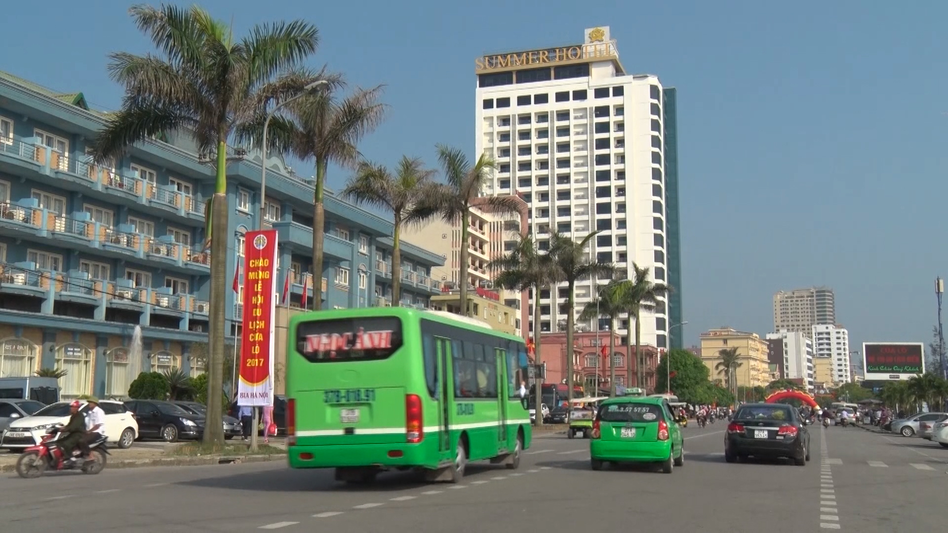 762_3989-00_12_39_05-still006