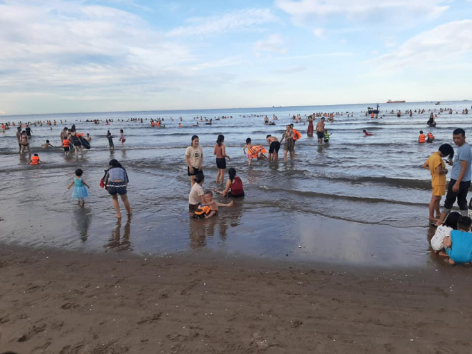 Biển Cửa Lò (Nghệ An).