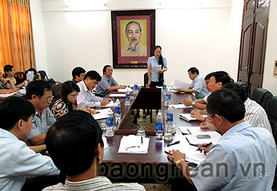 Bàn kế hoạch tổ chức Liên hoan dân ca ví giặm Nghệ Tĩnh năm 2013