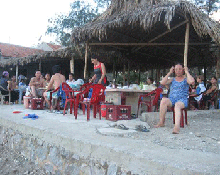 Quan tâm đầu tư xây dựng kết cấu hạ tầng du lịch biển Quỳnh