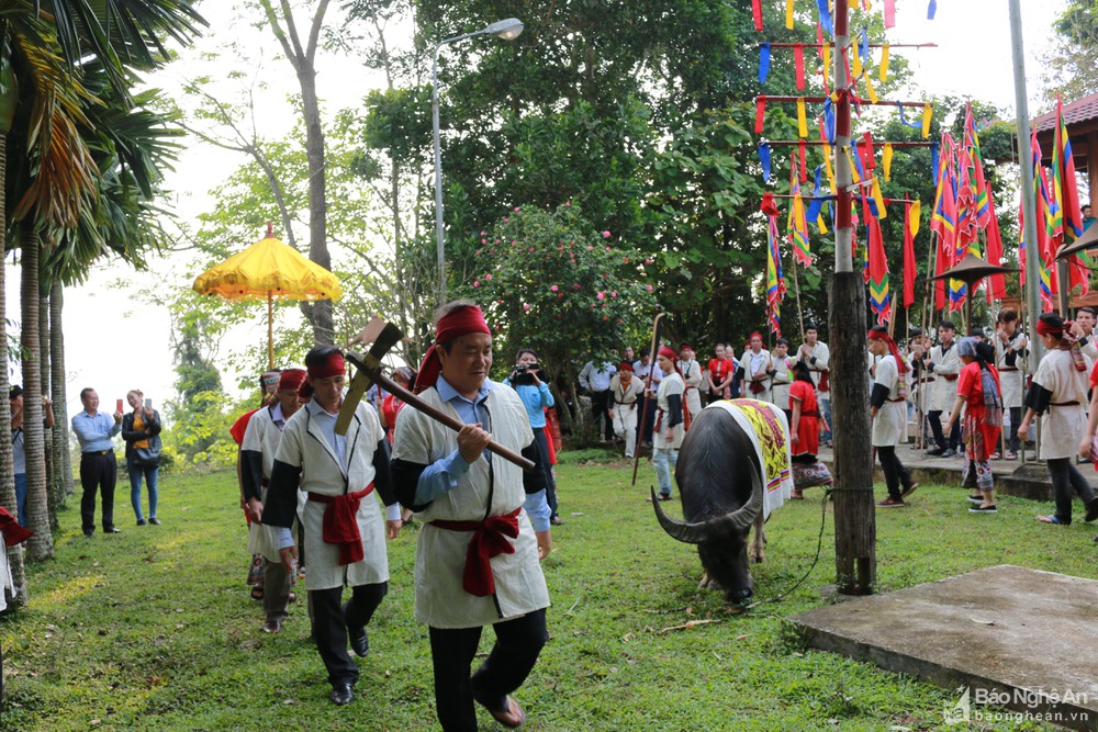 Huyện Quế Phong tổ chức Lễ hội Đền Chín Gian năm 2019