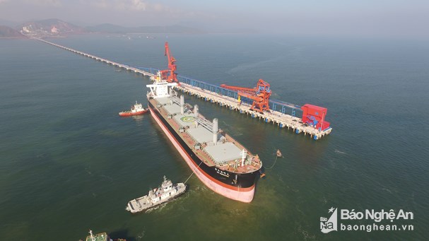 Năng lực cạnh tranh cảng biển: Vì sao Nghệ An đi trước về sau?