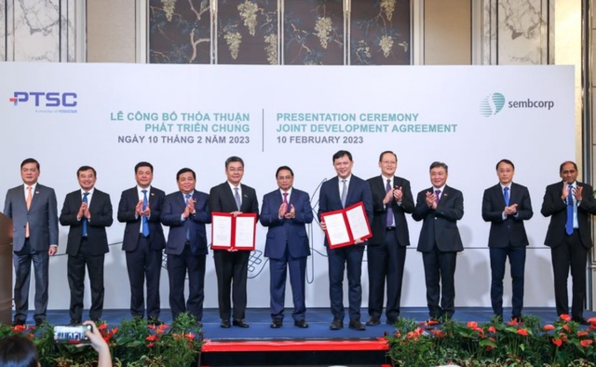 Thủ tướng Phạm Minh Chính tiếp các doanh nghiệp hàng đầu Singapore