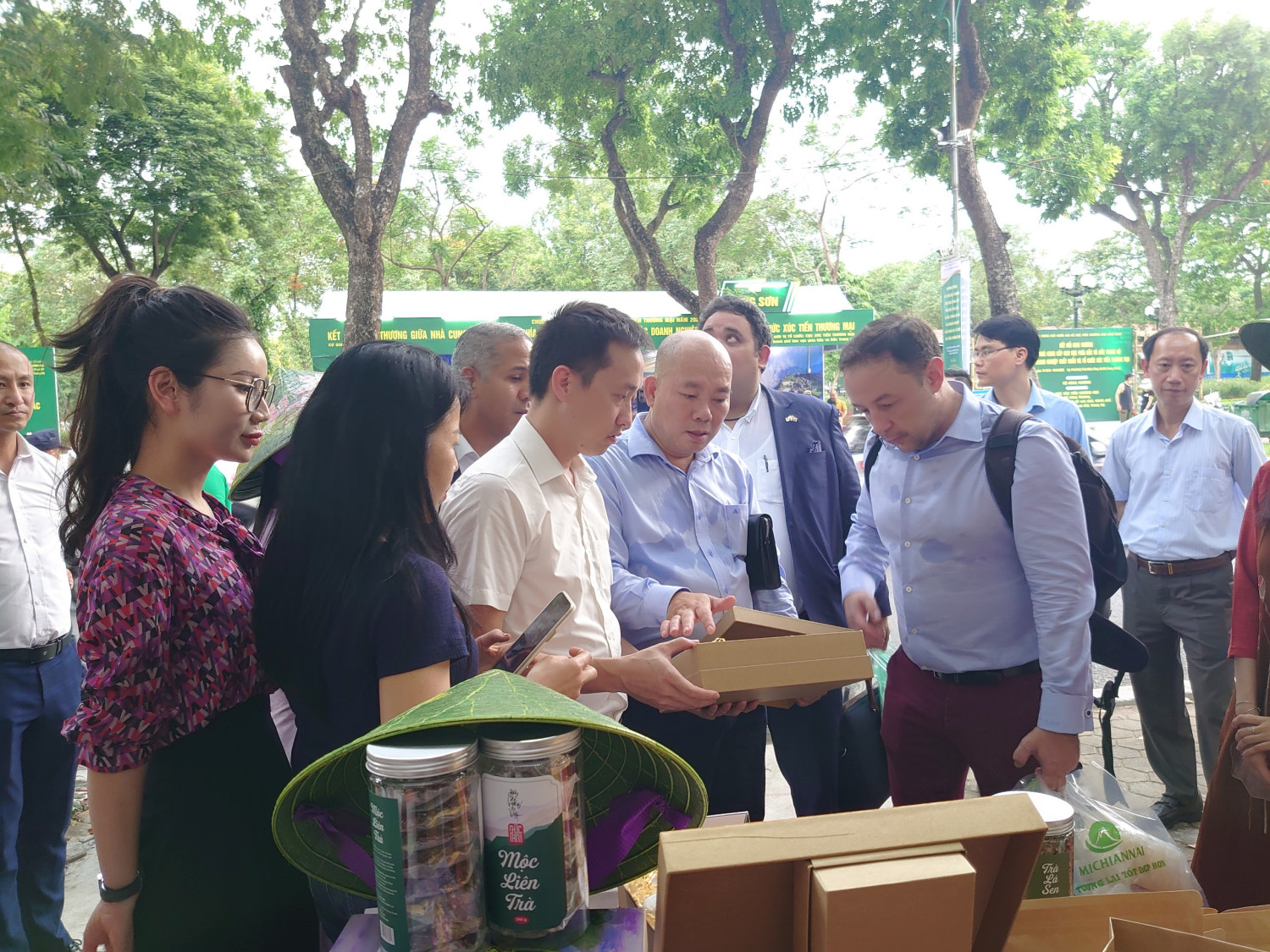 Nghệ An tăng cường kết nối giao thương khu vực phía Bắc và Bắc Trung Bộ