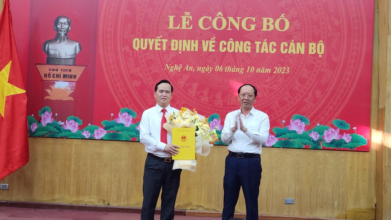 Công bố Quyết định điều động, bổ nhiệm Giám đốc Trung tâm Xúc tiến đầu tư, thương mại và du lịch tỉnh Nghệ An