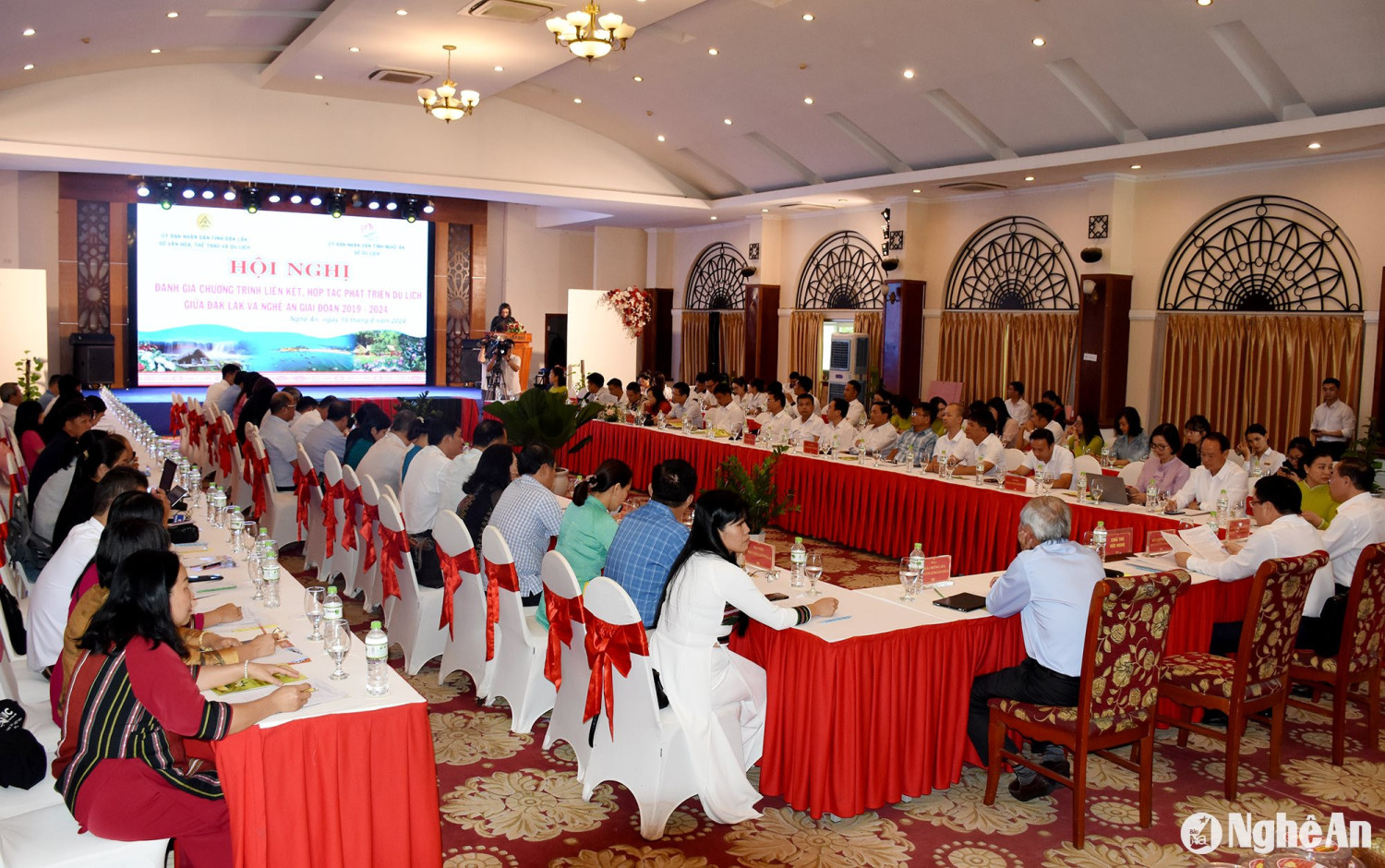 Đẩy mạnh hợp tác phát triển du lịch giữa Nghệ An và Đắk Lắk